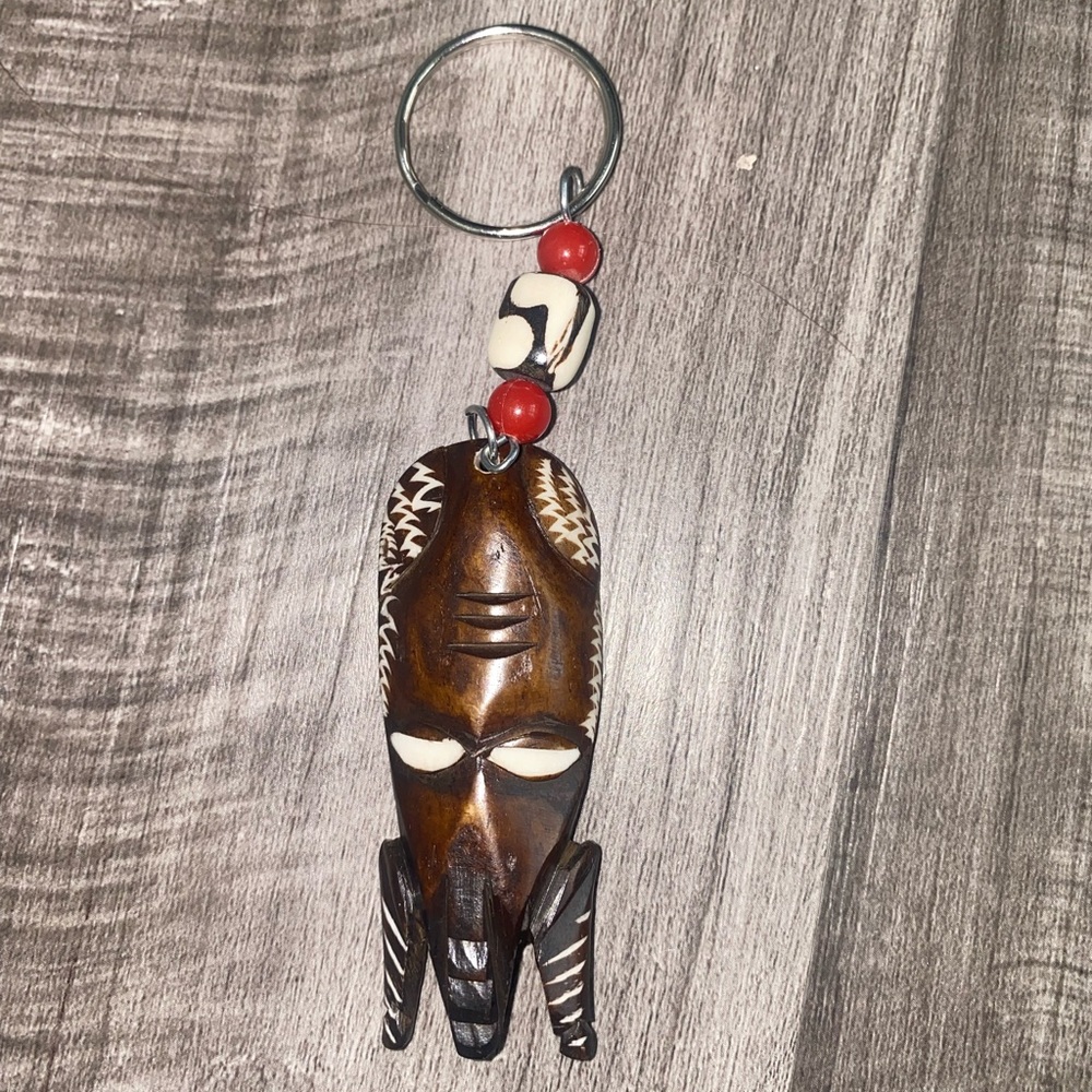 African hand made key chain - tiki